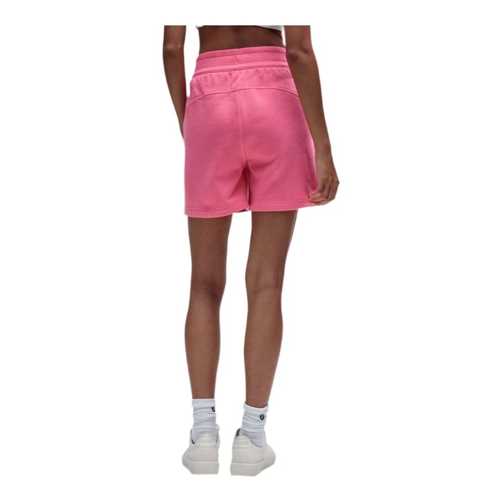 Lululemon Scuba High-Rise Shorts Size 6 EUC